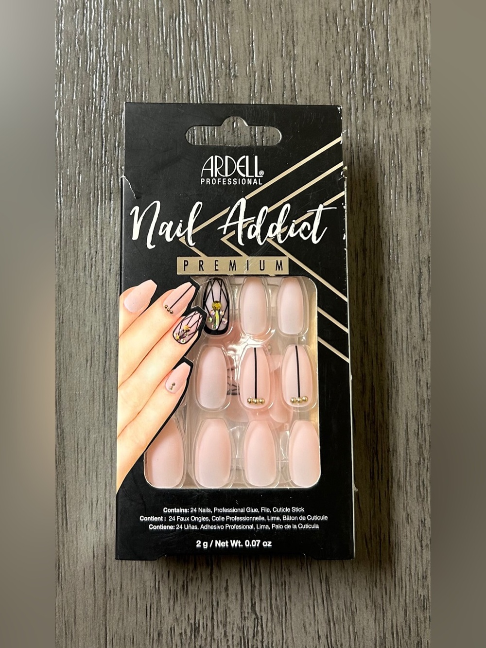 Ardell Nail Addict Premium Nude/Black Embellished Nails